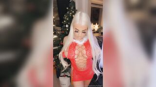 Iselin Michelsen - Xmas Striptease