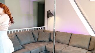 Abigaiil Morris Giving Hot Blowjob And Gets Fucked By Johnny Sins