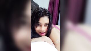 Mostrando mi tanga hilo dental soy Alejandra Velasquez hondureña