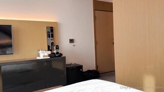 Elly Clutch Homemade Hookup in POV View