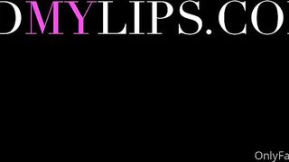 Riley Reid Hangout Ends With Big Facial Cumshot