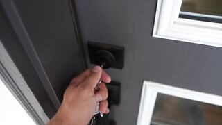 Victoria Lit - 2 Girls 1 Big Cock Threesome Sextape