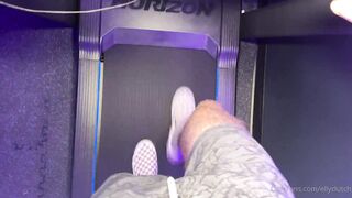 Elly Clutch Hooking Up With Gym Trainer