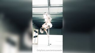 Swedish Milf Amina Hot Striptease By The Pole