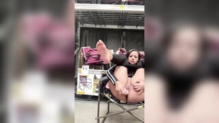 Amateur Baddie Squirts In Grocery Store