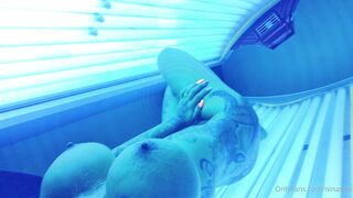 Swedish Milf Nina Naked In Solarium