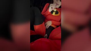 Arikytsya Homemade Cosplay Sextape In Mrs Incredible Costume