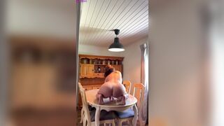 Mamachulo Dildofucking Herself On Kitchen Table