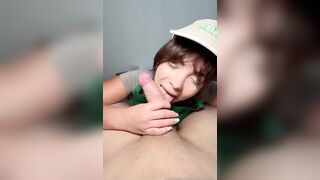 Sandwich Artist Salomelons Eats Big Dick Sub From The Bun