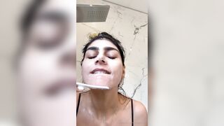 Mia Khalifa Naked Showering PPV